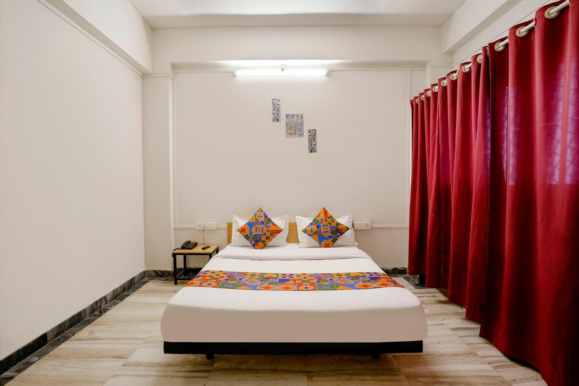 Fabhotel Saubhagya Inn Nashik Exterior foto
